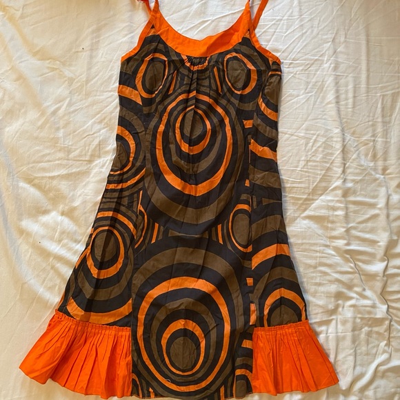 Dress - Picture 1 of 3